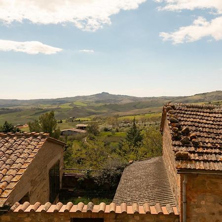 Noi2+2 Vacanze - App. ANDREA Contignano Exterior foto